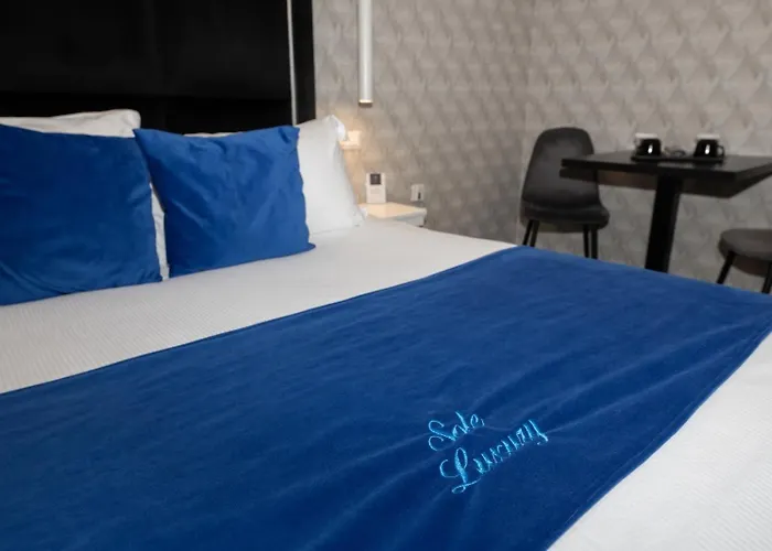 Luna LuxuryBed and Breakfast